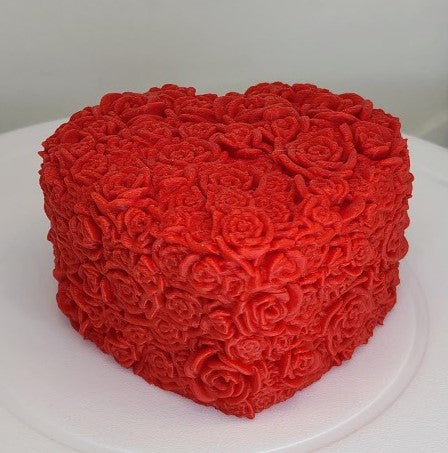 Heart-shaped Rose Petal Box