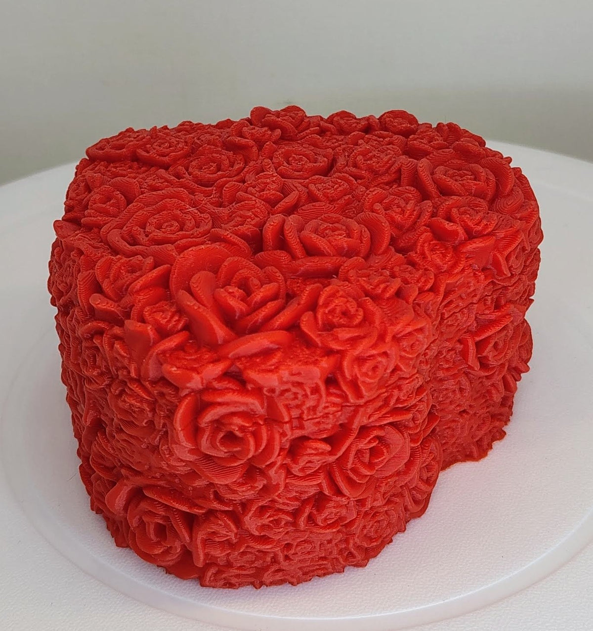 Heart-shaped Rose Petal Box